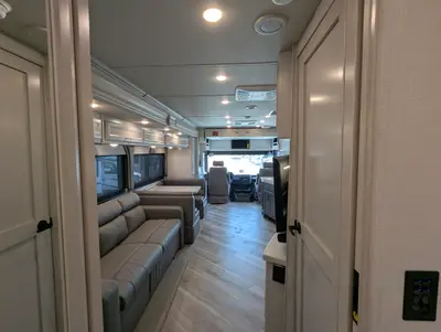 2026 Fleetwood Bounder 35K photo 36