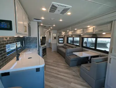 2026 Fleetwood Bounder 35K photo 13