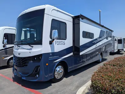 2026 Fleetwood Fortis 32RW photo 4