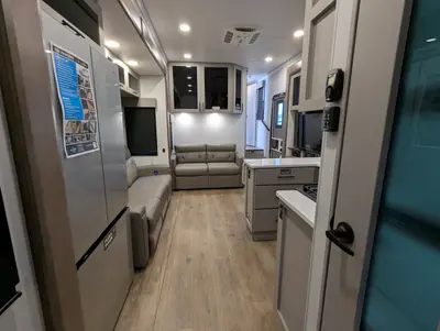 2026 Alliance RV Valor 40V13 photo 42
