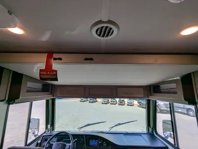 2026 Fleetwood Flair 28A photo 10