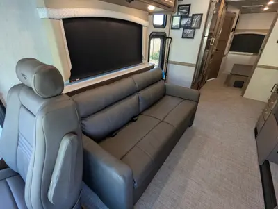 2026 Fleetwood Flair 28A photo 15