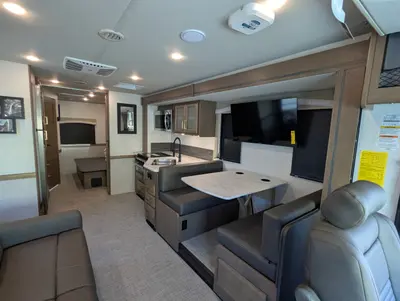 2026 Fleetwood Flair 28A photo 11