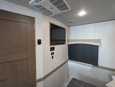 2026 Fleetwood Flair 28A photo 26