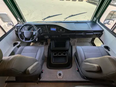 2026 Fleetwood Flair 28A photo 9