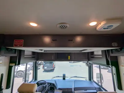 2026 Fleetwood Bounder 33C photo 12