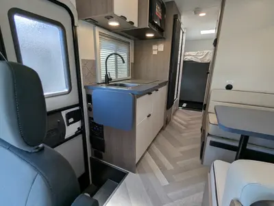 2025 Coachmen Cross Trail EV 20XG photo 15