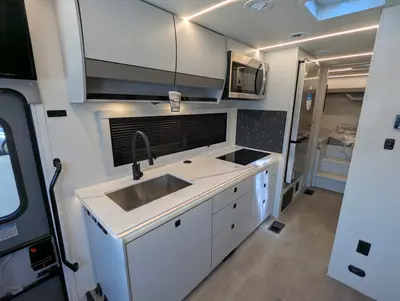 2026 Coachmen Euro 25TB photo 17