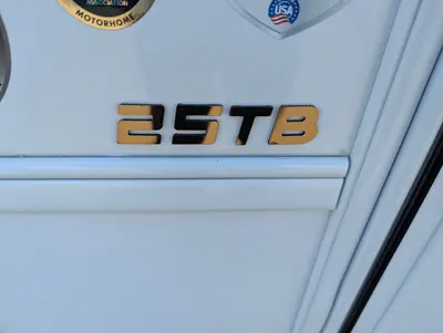 2026 Coachmen Euro 25TB photo 12