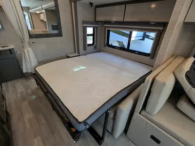 2023 Thor Motor Coach Axis 24.4 photo 29