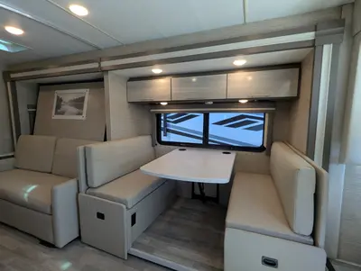 2023 Thor Motor Coach Axis 24.4 photo 17