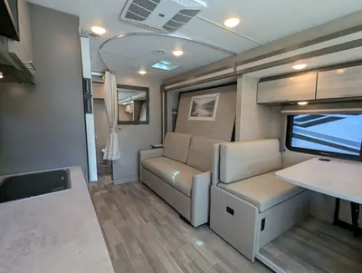 2023 Thor Motor Coach Axis 24.4 photo 18