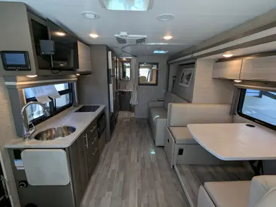 2023 Thor Motor Coach Axis 24.4 photo 12