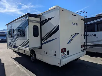 2023 Thor Motor Coach Axis 24.4 photo 5