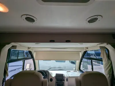 2023 Thor Motor Coach Axis 24.4 photo 9
