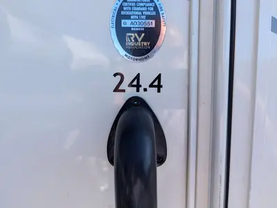 2023 Thor Motor Coach Axis 24.4 photo 7