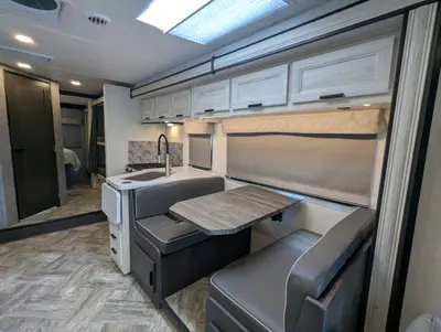 2023 Forest River Sunseeker 3270S photo 11