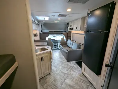 2023 Forest River Sunseeker 3270S photo 32