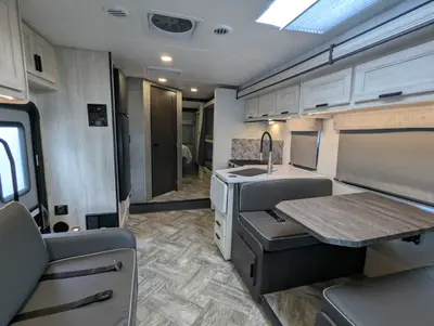 2023 Forest River Sunseeker 3270S photo 12