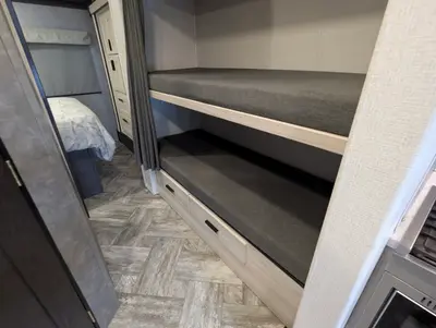2023 Forest River Sunseeker 3270S photo 22