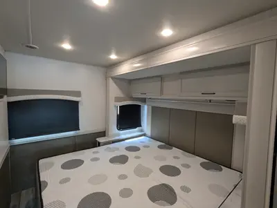 2025 Fleetwood Flair 28A photo 24