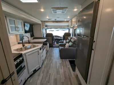 2025 Fleetwood Flair 28A photo 28