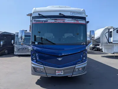 2026 Fleetwood Discovery 38N photo 3