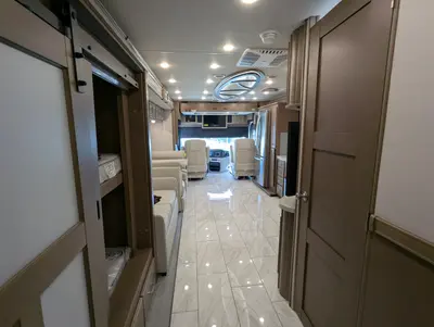 2026 Fleetwood Discovery 38N photo 43