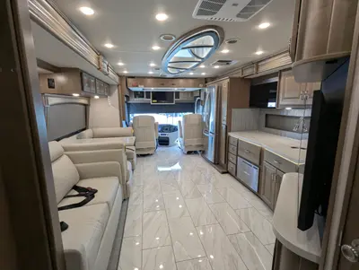 2026 Fleetwood Discovery 38N photo 44