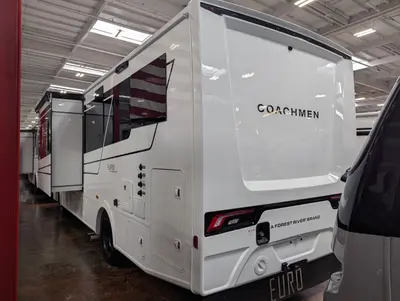 2026 Coachmen Euro 25TB photo 9