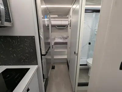 2026 Coachmen Euro 25TB photo 22