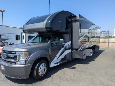 2021 Thor Motor Coach Omni SV34 photo 4