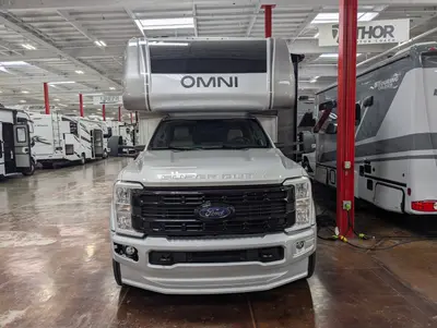 2026 Thor Motor Coach Omni Trail L35 photo 3