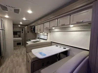 2026 Thor Motor Coach Omni Trail L35 photo 14