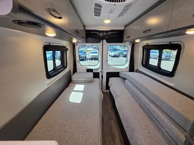 2026 Thor Motor Coach Tellaro 20U photo 19