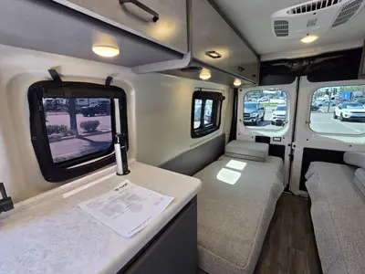 2026 Thor Motor Coach Tellaro 20U photo 18