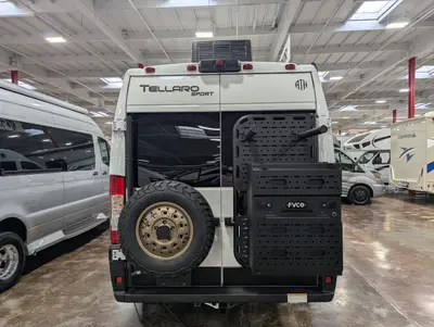2026 Thor Motor Coach Tellaro 20U photo 10