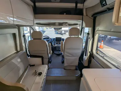2022 Thor Motor Coach Tellaro 20J photo 31