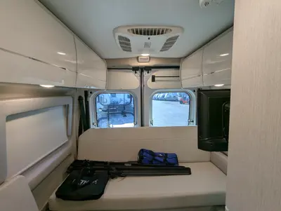 2022 Thor Motor Coach Tellaro 20J photo 26