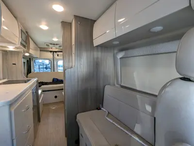 2022 Thor Motor Coach Tellaro 20J photo 16