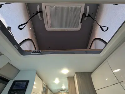 2022 Thor Motor Coach Tellaro 20J photo 20