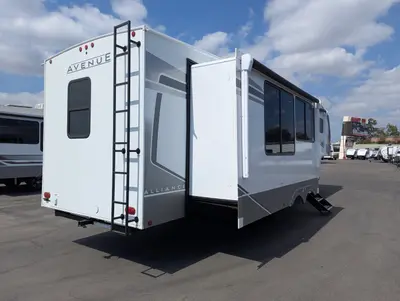 2026 Alliance RV Avenue 35RKS photo 5