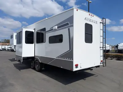 2026 Alliance RV Avenue 35RKS photo 4