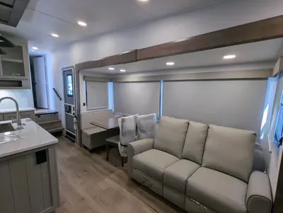 2026 Alliance RV Avenue All-Access Series 29RL photo 22
