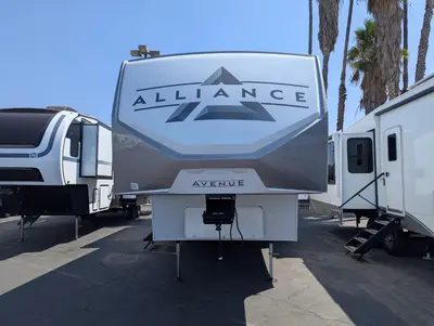 2026 Alliance RV Avenue All-Access Series 29RL photo 3