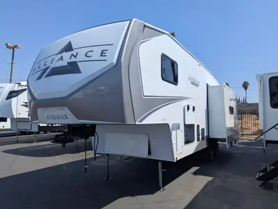 2026 Alliance RV Avenue All-Access Series 29RL photo 4