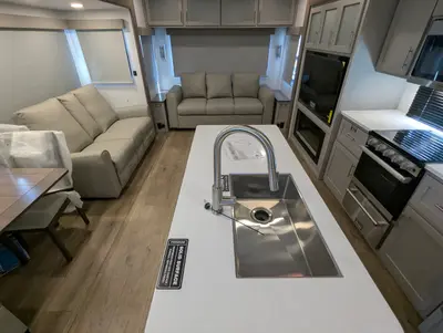 2026 Alliance RV Avenue All-Access Series 29RL photo 18