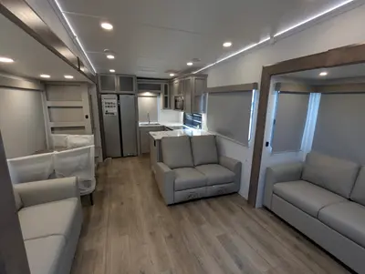 2026 Alliance RV Avenue 35RKS photo 16