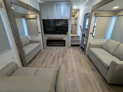 2026 Alliance RV Avenue 35RKS photo 24
