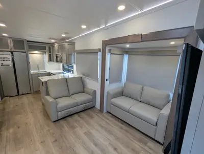 2026 Alliance RV Avenue 35RKS photo 15